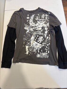 Brody Gray Graphic Layered-Look Long Sleeve Tee